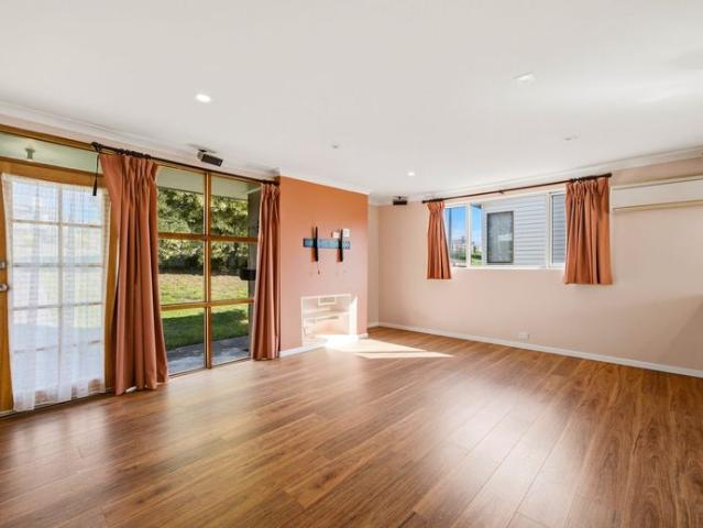 Spacious 3 Bed Family Home in Risdon Vale