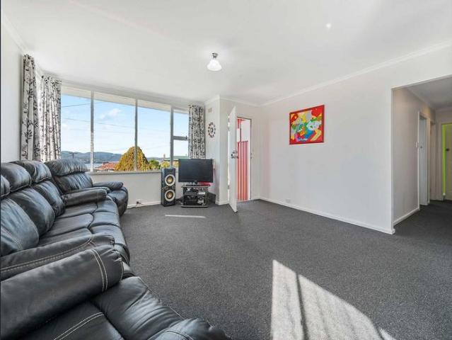 Spacious 3 Bed Home in Claremont