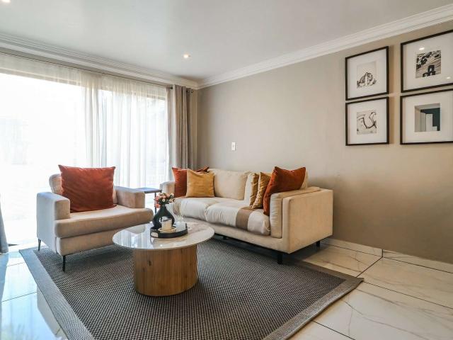 Spacious 3 Bed Home in Kelvin, Sandton