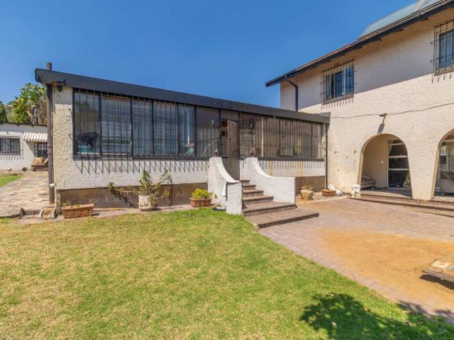 Spacious 3 Bed House to Let in Ferndale