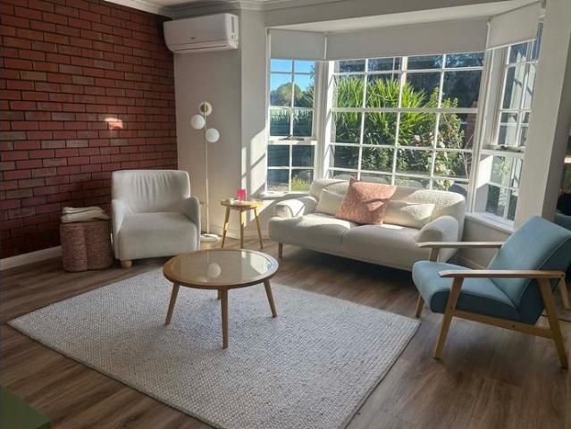 Spacious 3 Bed Lease in Seaton