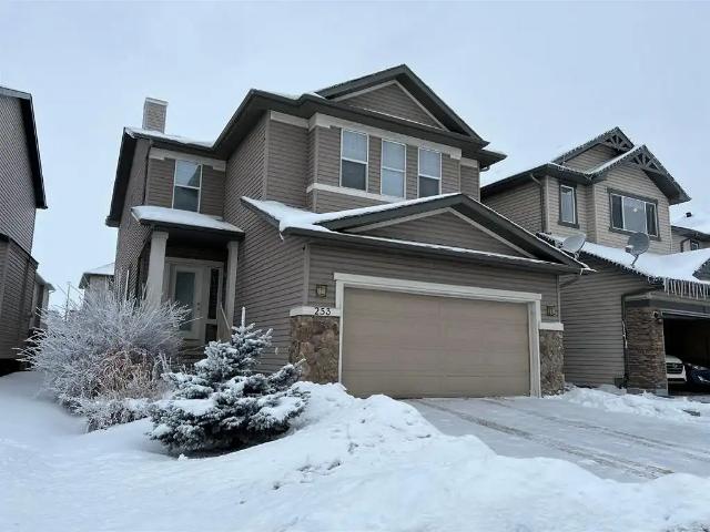 Spacious 3 Bed + Office Home with Bonus Room & Double Garage in Evergreen
