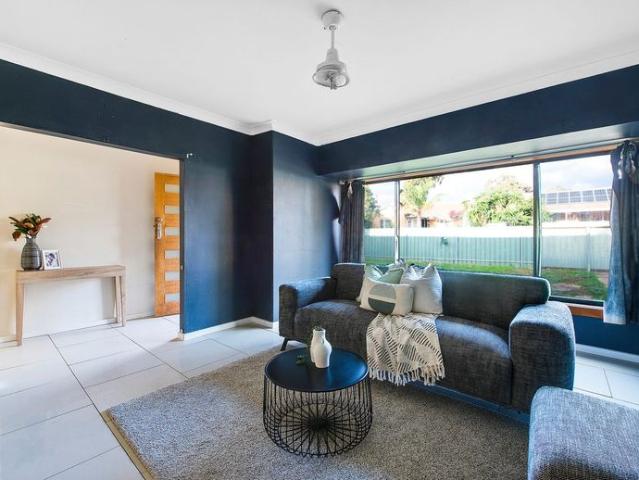 Spacious 3 Bedroom 1 Bathroom Home for Rent in Elizabeth Downs!