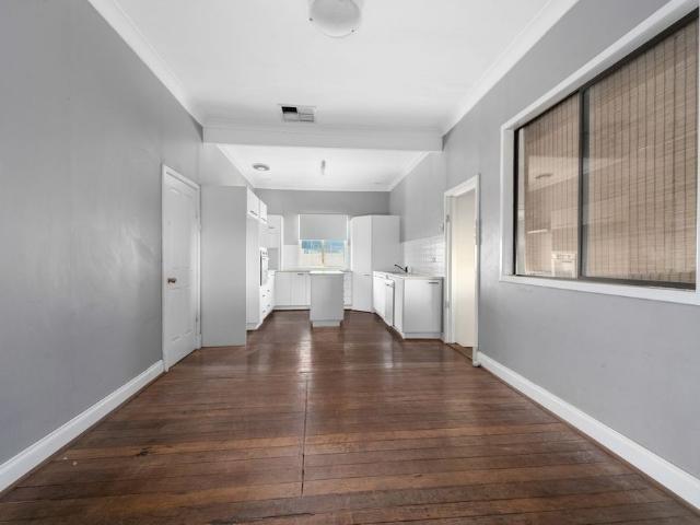 Spacious 3 Bedroom, 2 Bathroom Home in Boulder!
