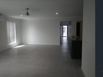 Spacious 3 Bedroom, 2 Bathroom Home with Single Garage