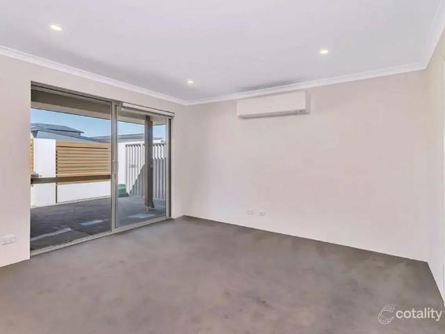 Spacious 3 bedroom, 2 bathroom home with reverse cycle air conditioning