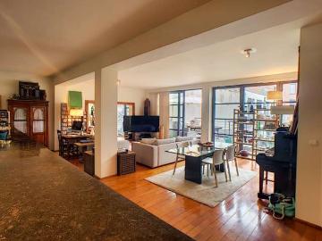 Spacious 3 bedroom apartment for rent in Brussels