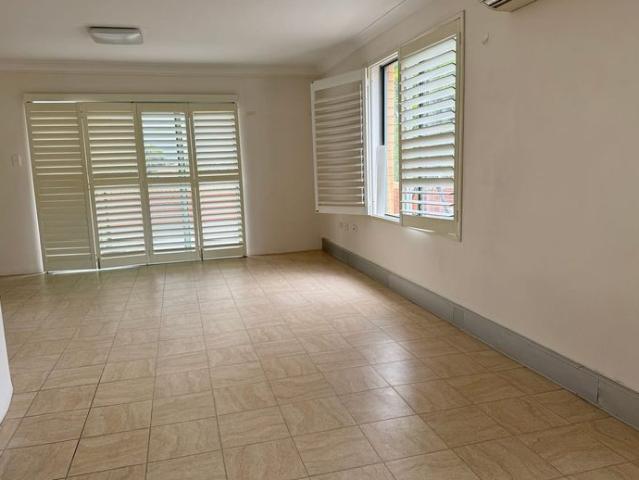 Spacious 3 Bedroom Apartment in the Heart of Burwood