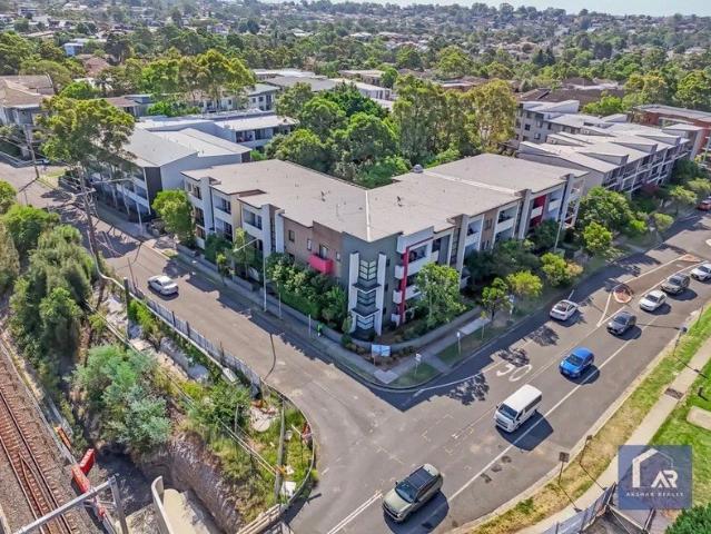 Spacious 3 Bedroom Apartment in Westmead
