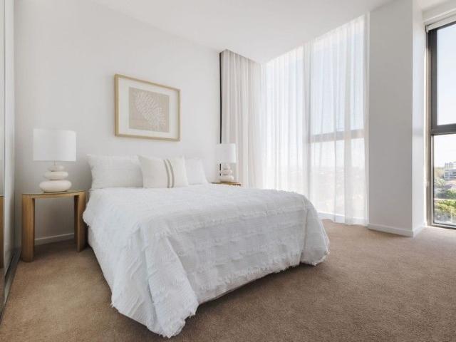 Spacious 3 bedroom apartment | Ready to Move in