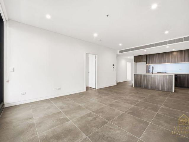 Spacious 3 Bedroom Apartment + Windowed Study | North East Aspect & Multiple Balconies