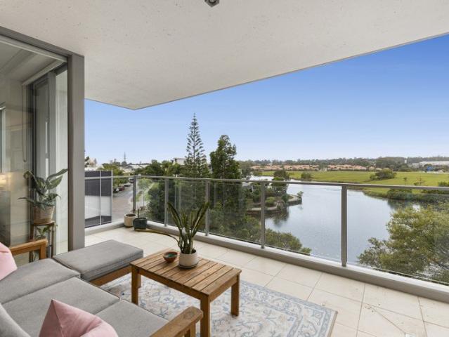 Spacious 3 Bedroom Apartment with Stunning Lake Views and Exceptional Lifestyle Convenience