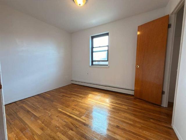 Spacious 3 Bedroom Apartment