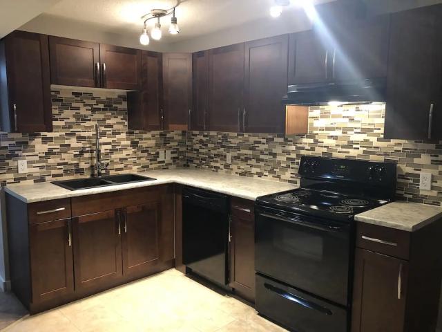 SPACIOUS 3 BEDROOM BASEMENT SUITE IN KENSINGTON