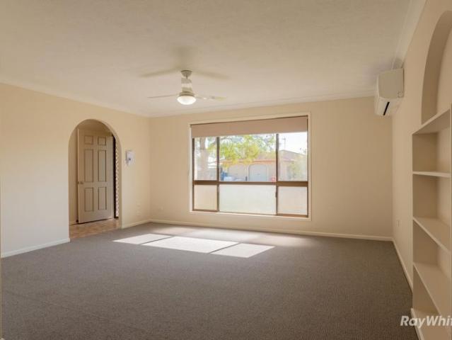 Spacious 3 Bedroom Brick Home in Avenell Heights!