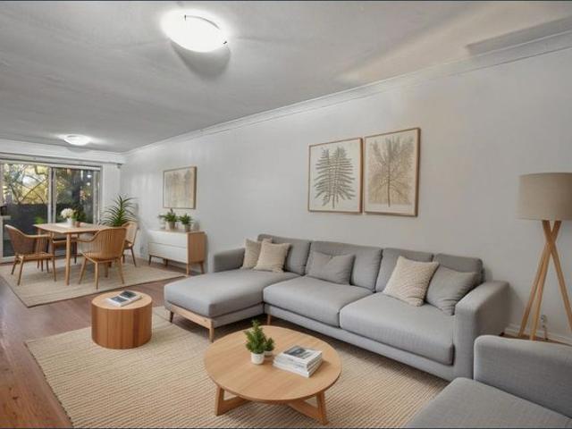 SPACIOUS 3 BEDROOM DUPLEX