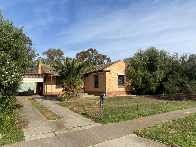 Spacious 3 Bedroom Family Home
