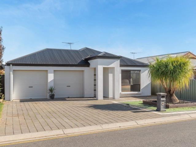 SPACIOUS 3 BEDROOM FAMILY HOME!