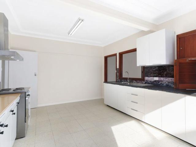 Spacious 3 Bedroom Family Home