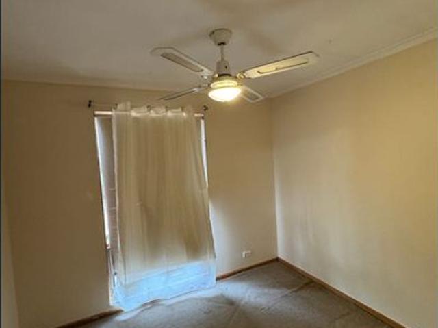 Spacious 3 Bedroom Family Home in Convenient Parafield Gardens