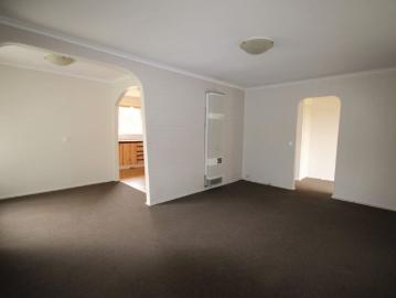 Spacious 3 Bedroom Family Home in a Quiet, Convenient Location