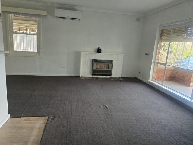 Spacious 3 Bedroom Family Home with Ample Parking