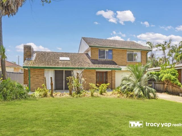 Spacious 3 Bedroom Family Home with Double Garage