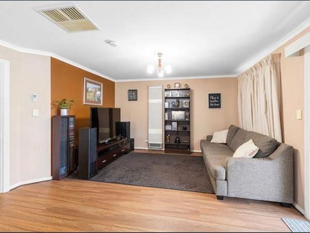 Spacious 3 Bedroom Family Home with Flexible 4th Room