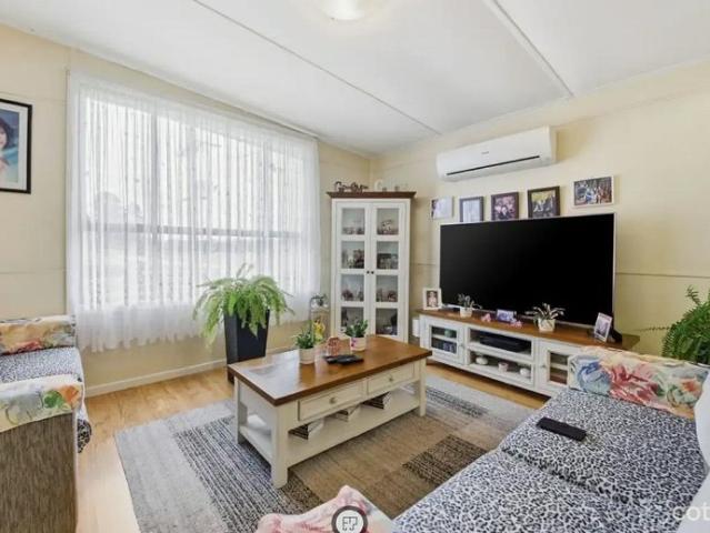 Spacious 3 Bedroom Family Home with Generous Yard