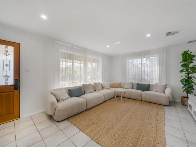 Spacious 3 Bedroom Family Home with Great Outdoor Entertaining