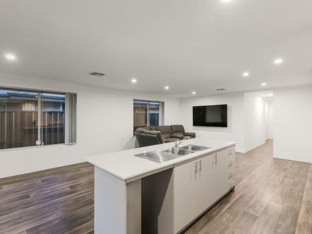 Spacious 3 Bedroom Family Home with Modern Comforts in Darling