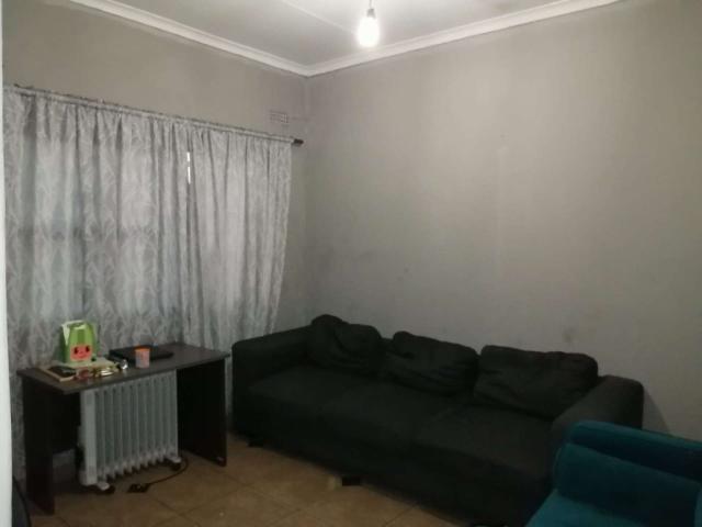 Spacious 3 Bedroom Family Home to Rent
