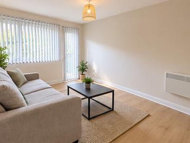 Spacious 3 Bedroom Flat | Bills Included