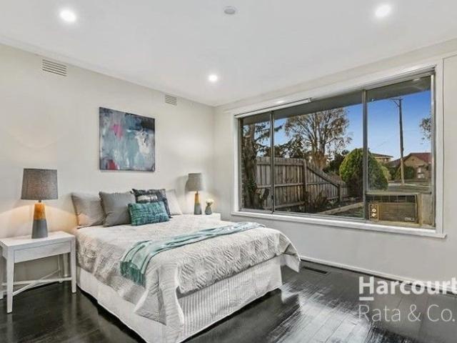 Spacious 3 Bedroom Home with Modern Amenities in Epping