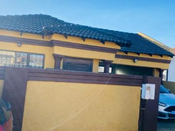 Spacious 3 Bedroom Home with Modern Comforts & Ample Parking