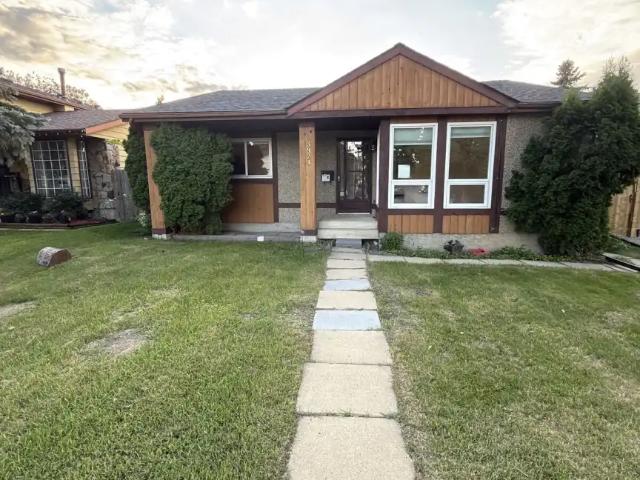 Spacious 3 Bedroom Home with Oversized Garage, Huge Basement & Backyard