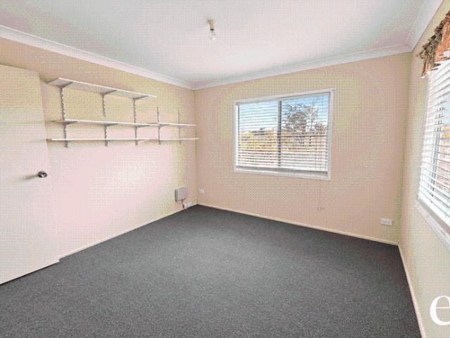 Spacious 3 Bedroom Home with Bonus Rumpus Room & Home Offices in Gracemere!
