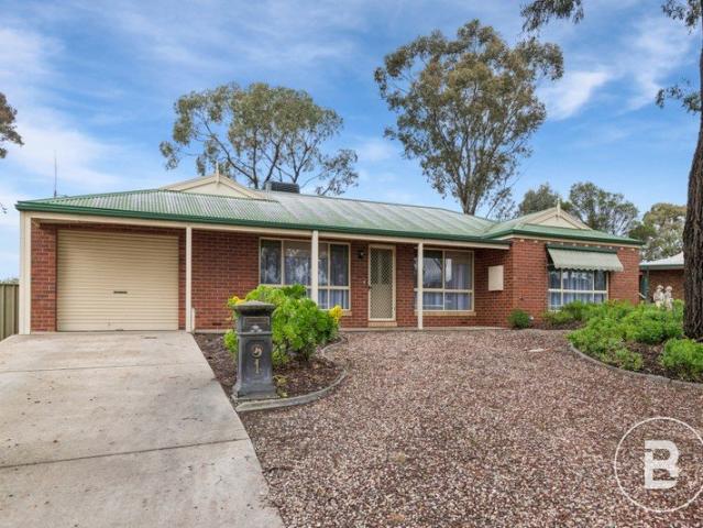 Spacious 3 Bedroom Home with Dual Backyard