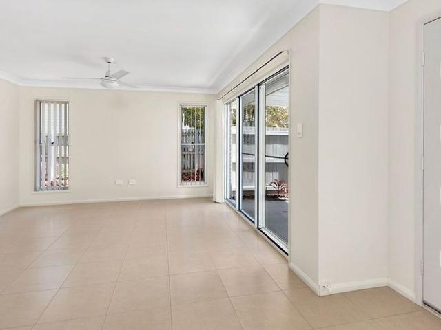 Spacious 3 Bedroom Home with Double Garage