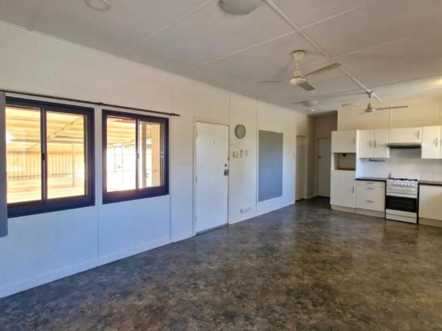 Spacious 3 Bedroom Home with Huge Block, Exceptional Parking & Outdoor Living