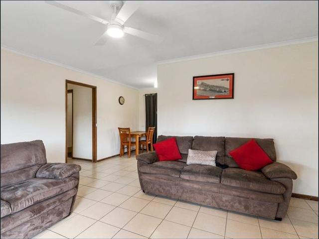 Spacious 3 Bedroom Home with Huge Garage & Man Cave