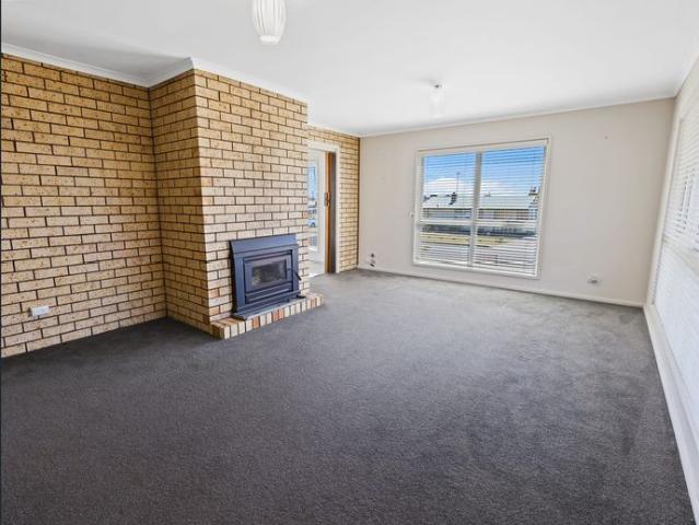 Spacious 3 Bedroom Home with Large Shed in Convenient Location