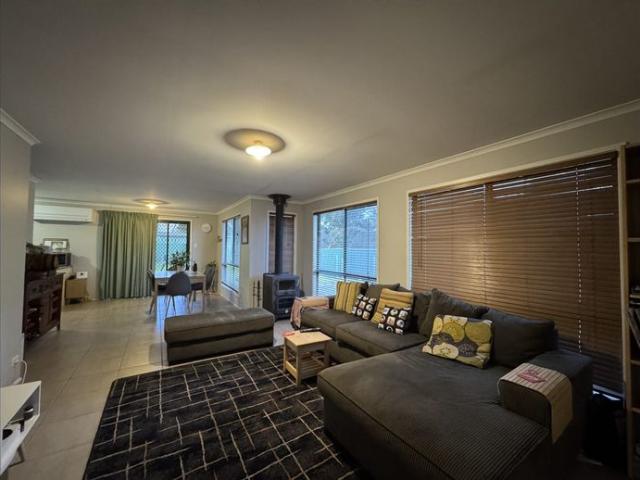 Spacious 3 Bedroom Home with Large Yard & Outdoor Entertaining