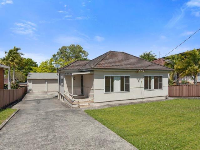 Spacious 3 Bedroom Home with Separate Granny Flat!