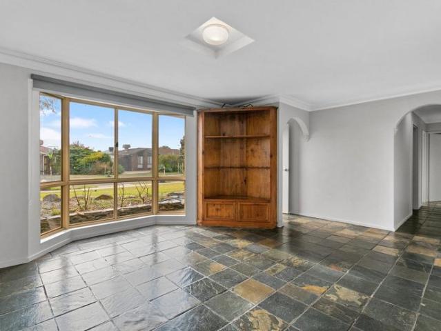 Spacious 3 Bedroom Home for Rent!