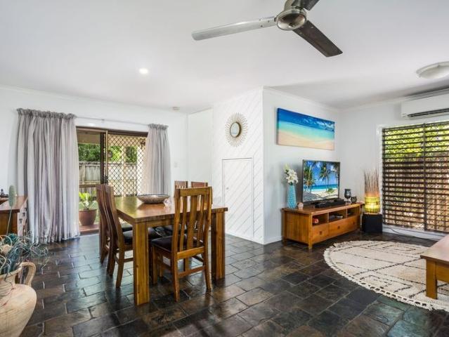 Spacious 3 Bedroom Home in the Heart of Cairns