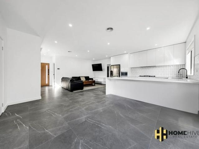 Spacious 3 Bedroom Home in the Heart of Broadmeadows