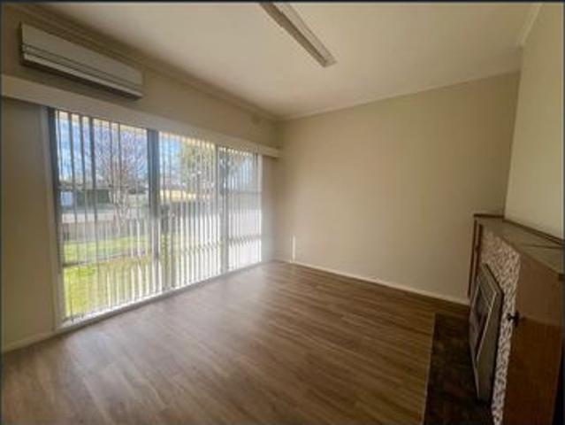 Spacious 3 Bedroom Home in the Heart of Yarrawonga