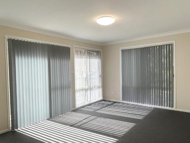 Spacious 3 Bedroom Home in a Peaceful Lakeside Setting