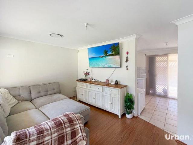 Spacious 3 Bedroom Home in a Prime Glenmore Park Location